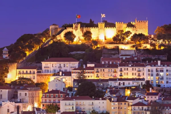 Castelo De Sao Jorge tuktuk tour