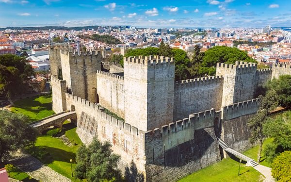 Castelo De Sao Jorge tuktuk tour