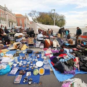 Feira De Ladra a Mais Conhecida De Lisbon